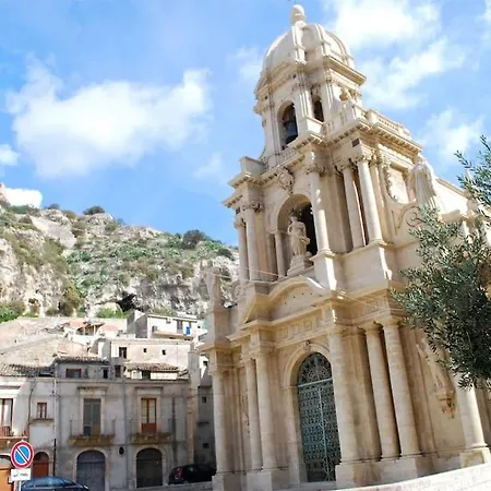 Casa Di Giu Feriehus *